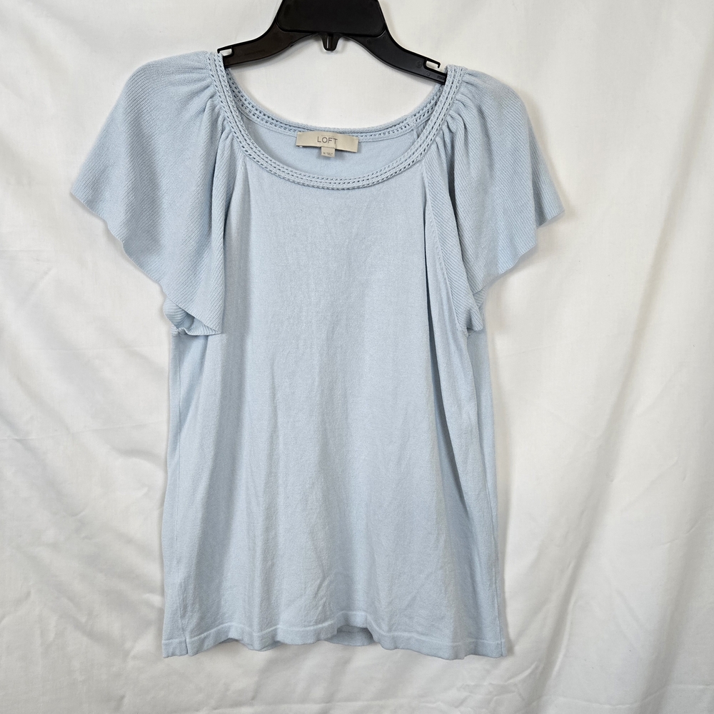 LOFT Women's Light Blue Scoop‎ Crochet Neck Cap Flutter Sleeve Career Top Medium